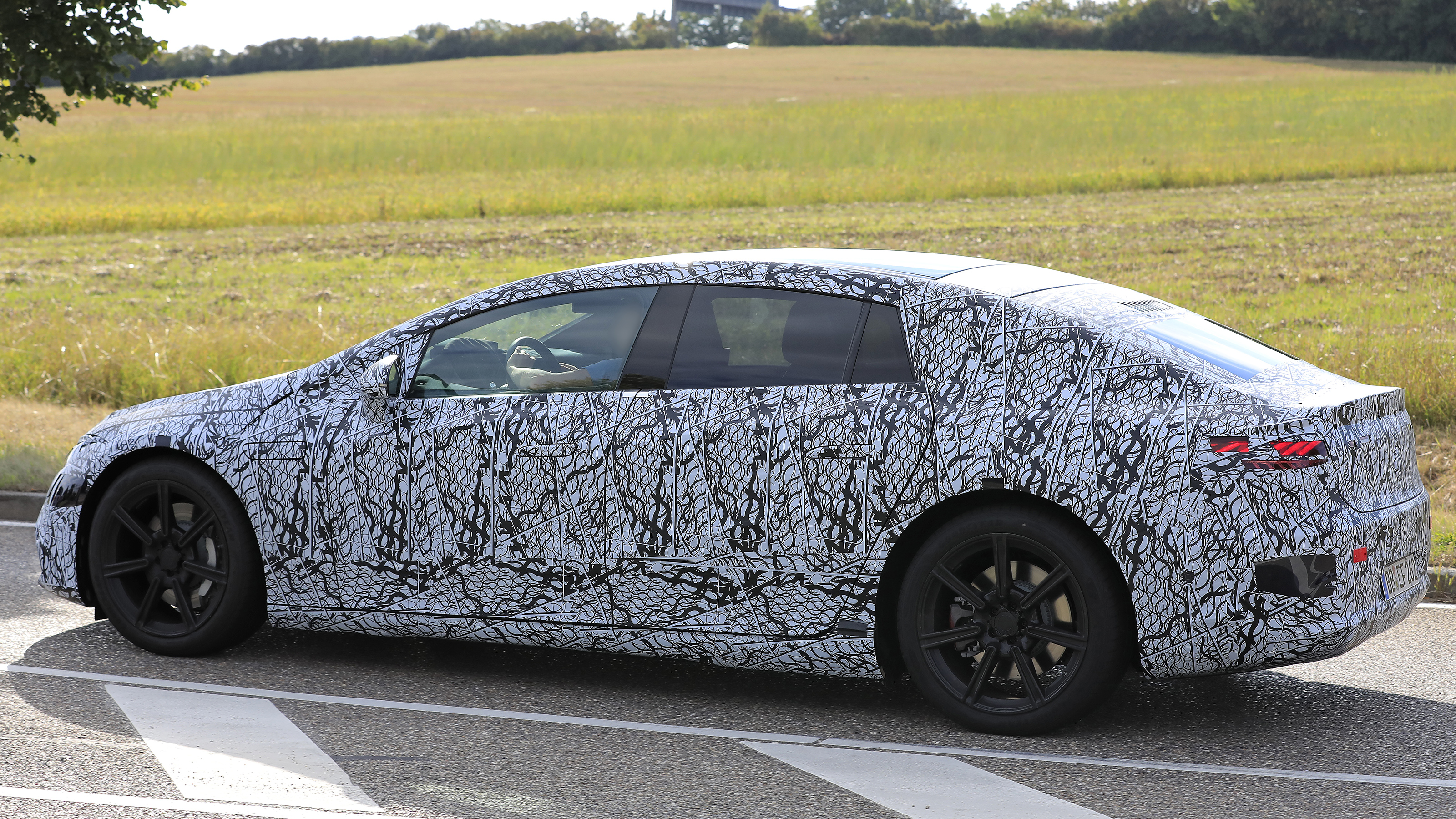 Mercedes EQS spyshot 9