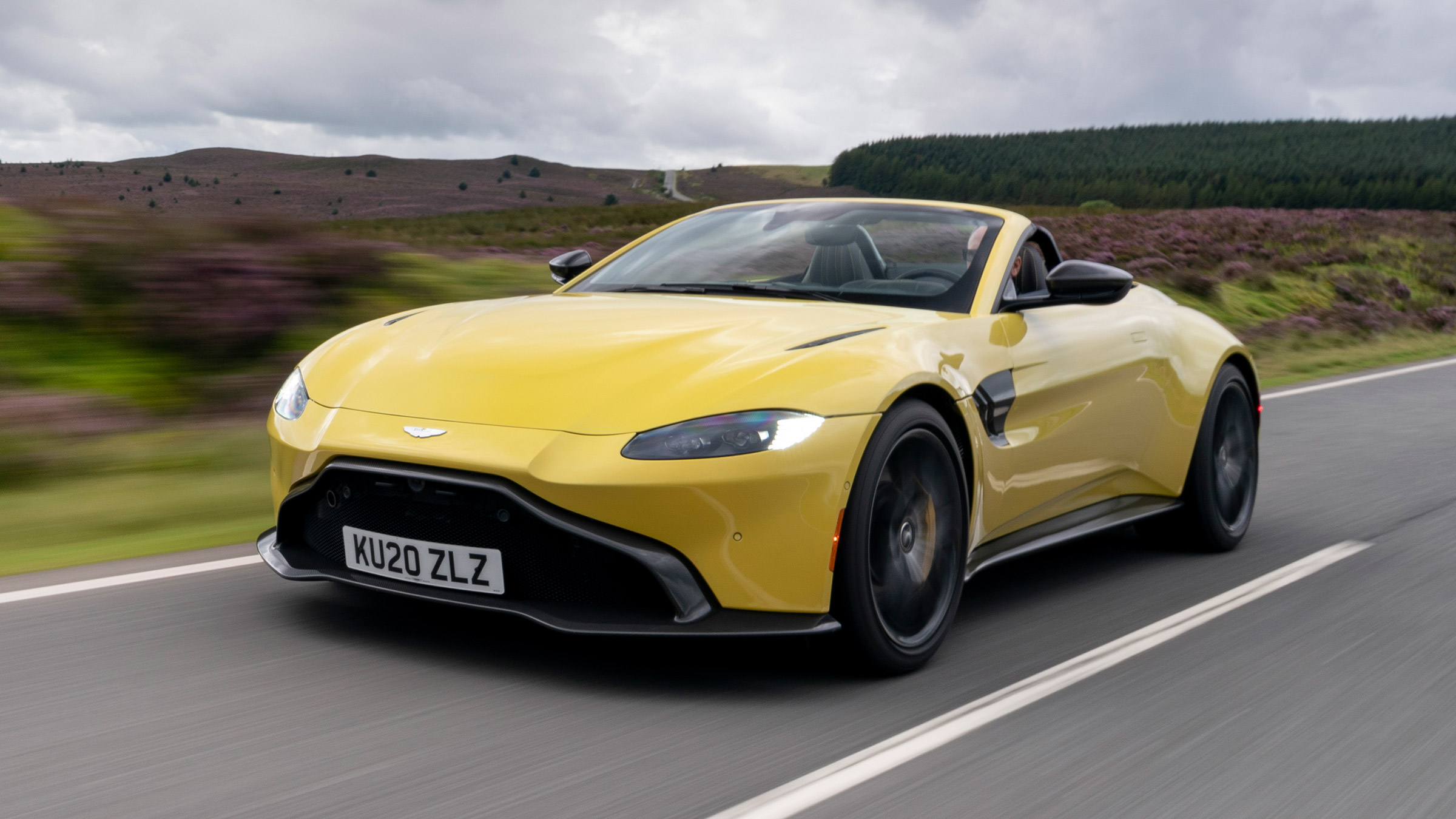 Aston Martin Vantage Roadster