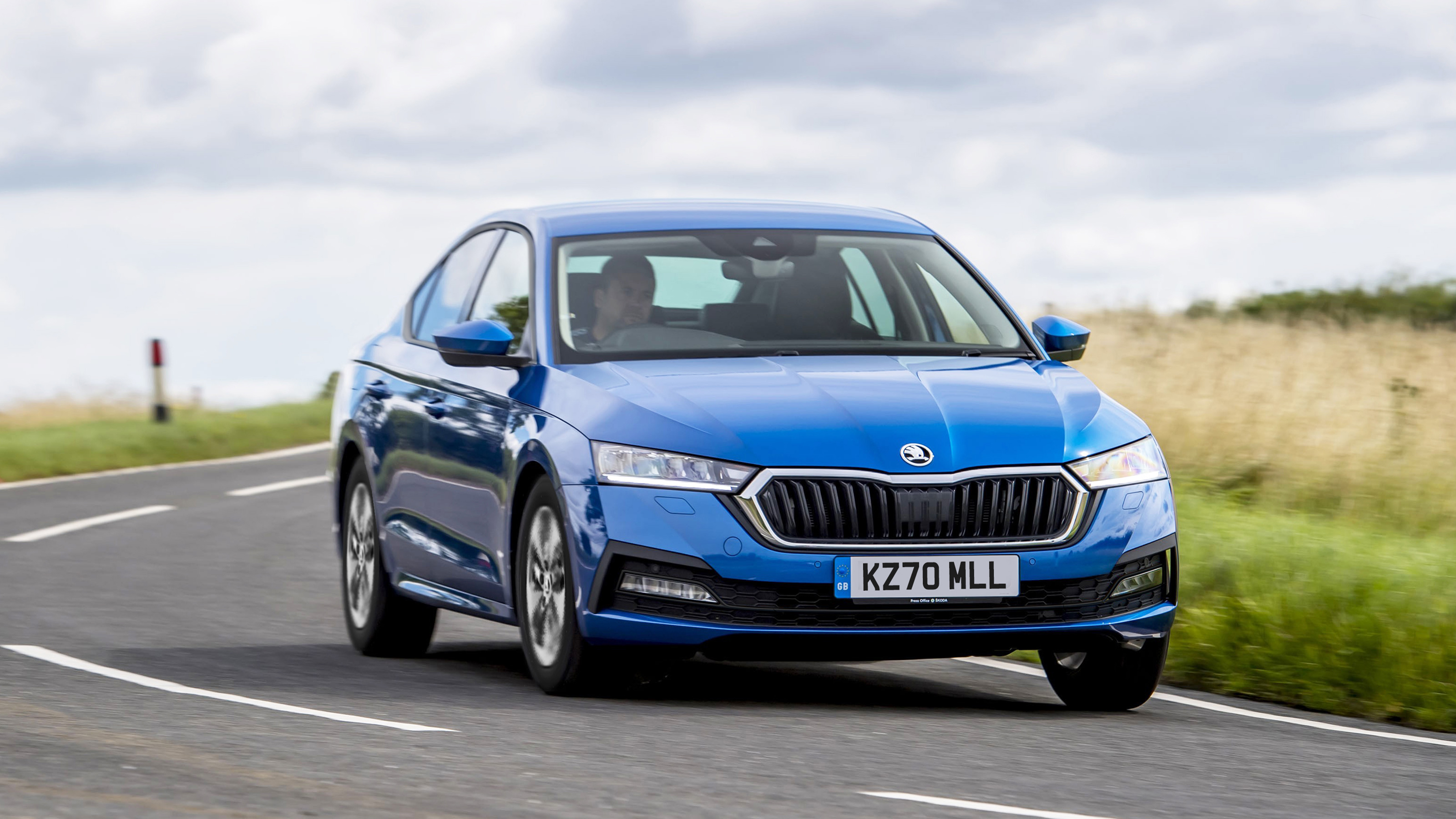 Skoda Octavia front action