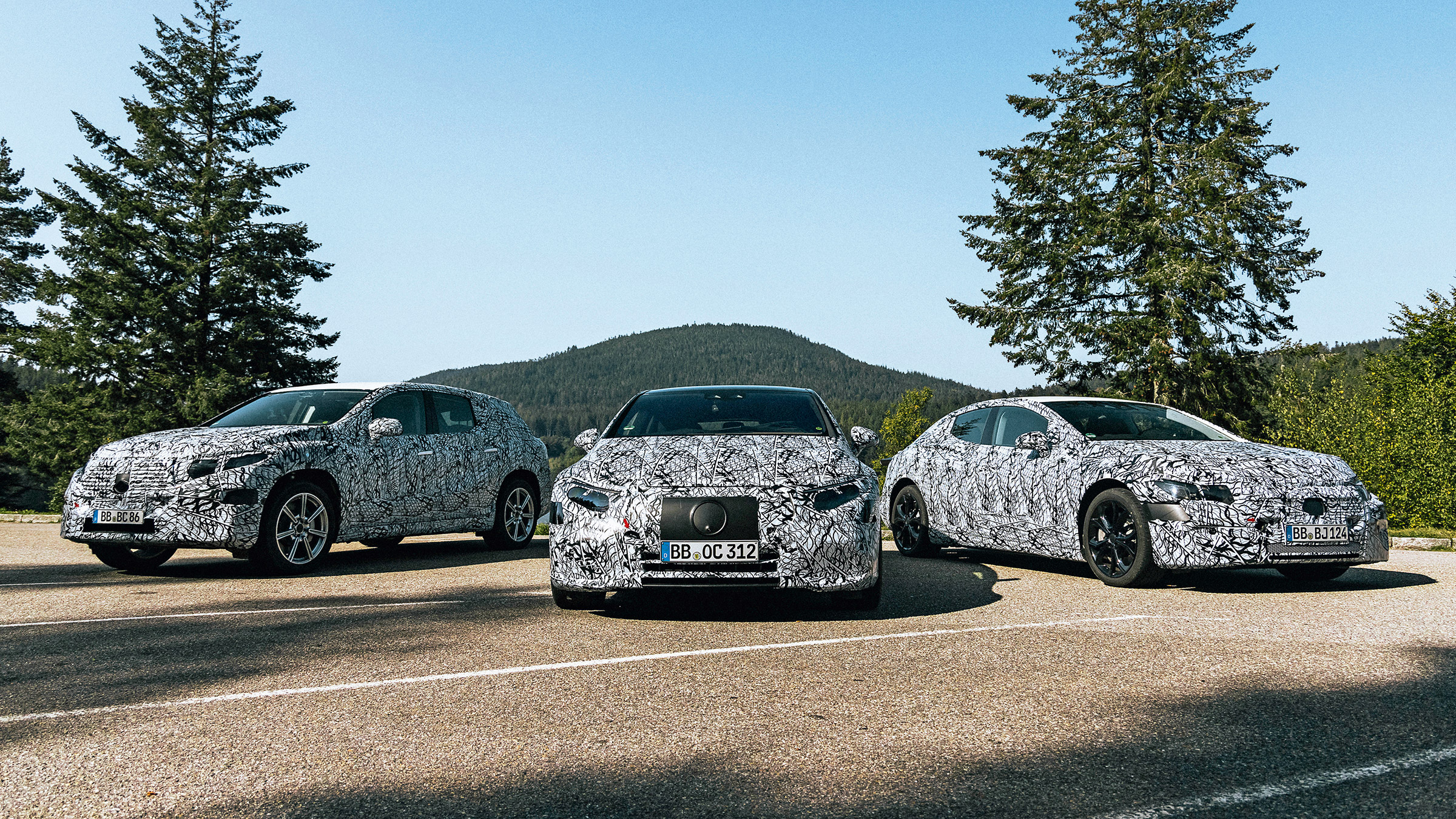 Mercedes EQE - group