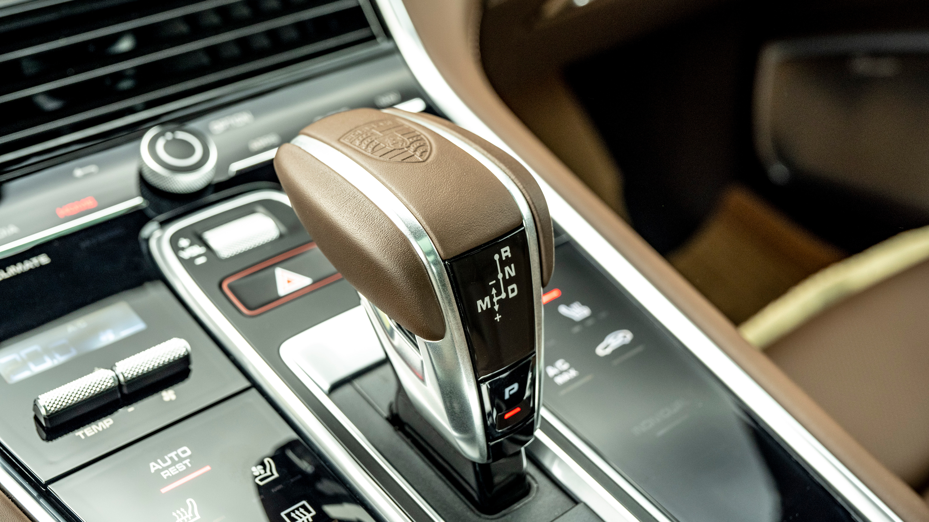 Porsche Panamera Turbo - front