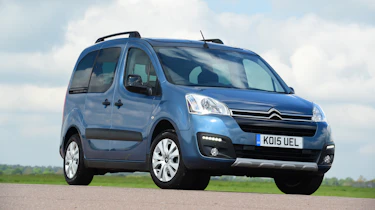 blue citroen berlingo