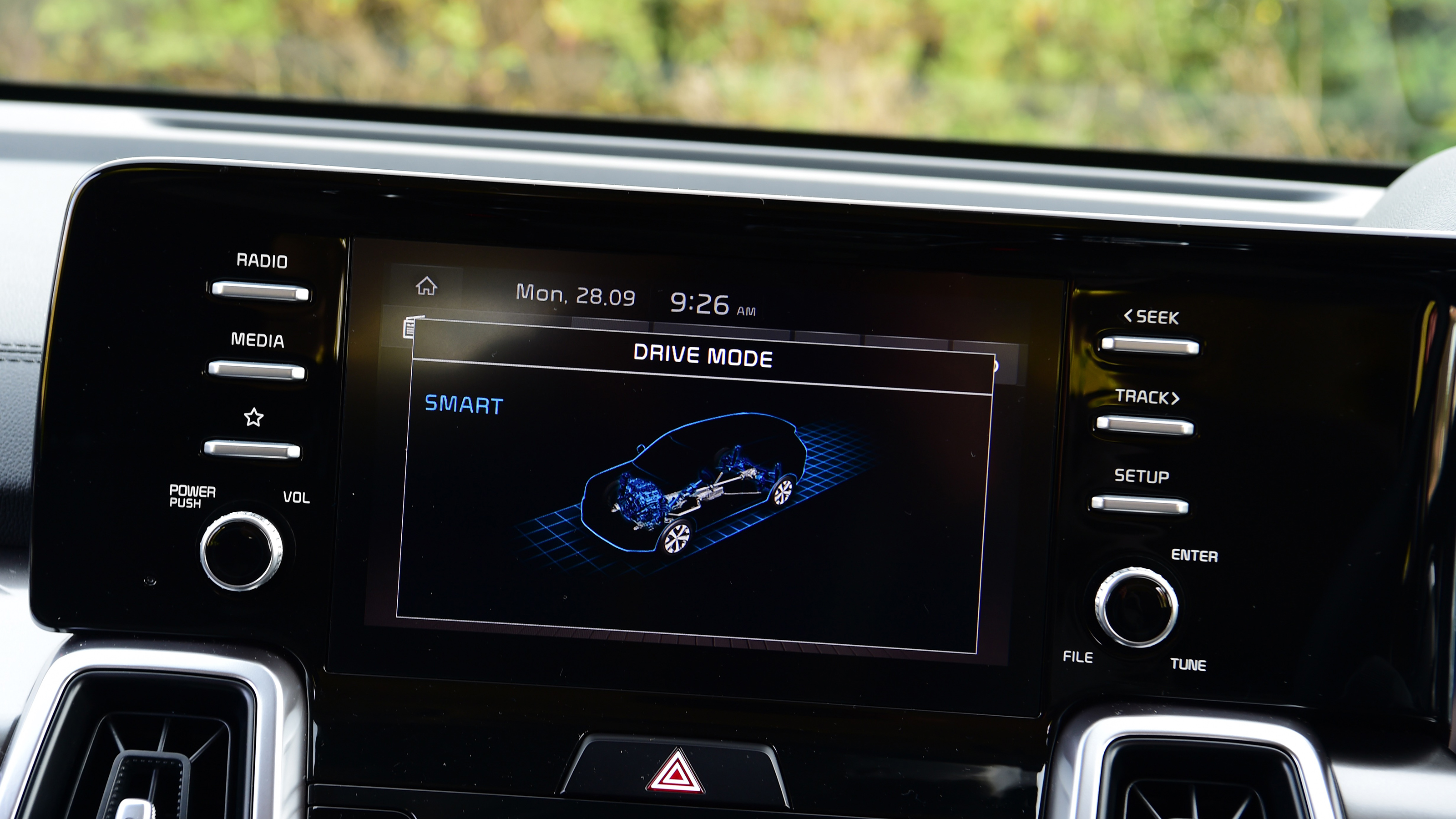 Kia Sorento - infotainment screen