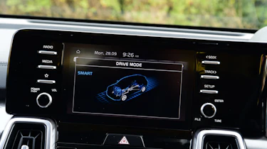 Kia Sorento - infotainment screen