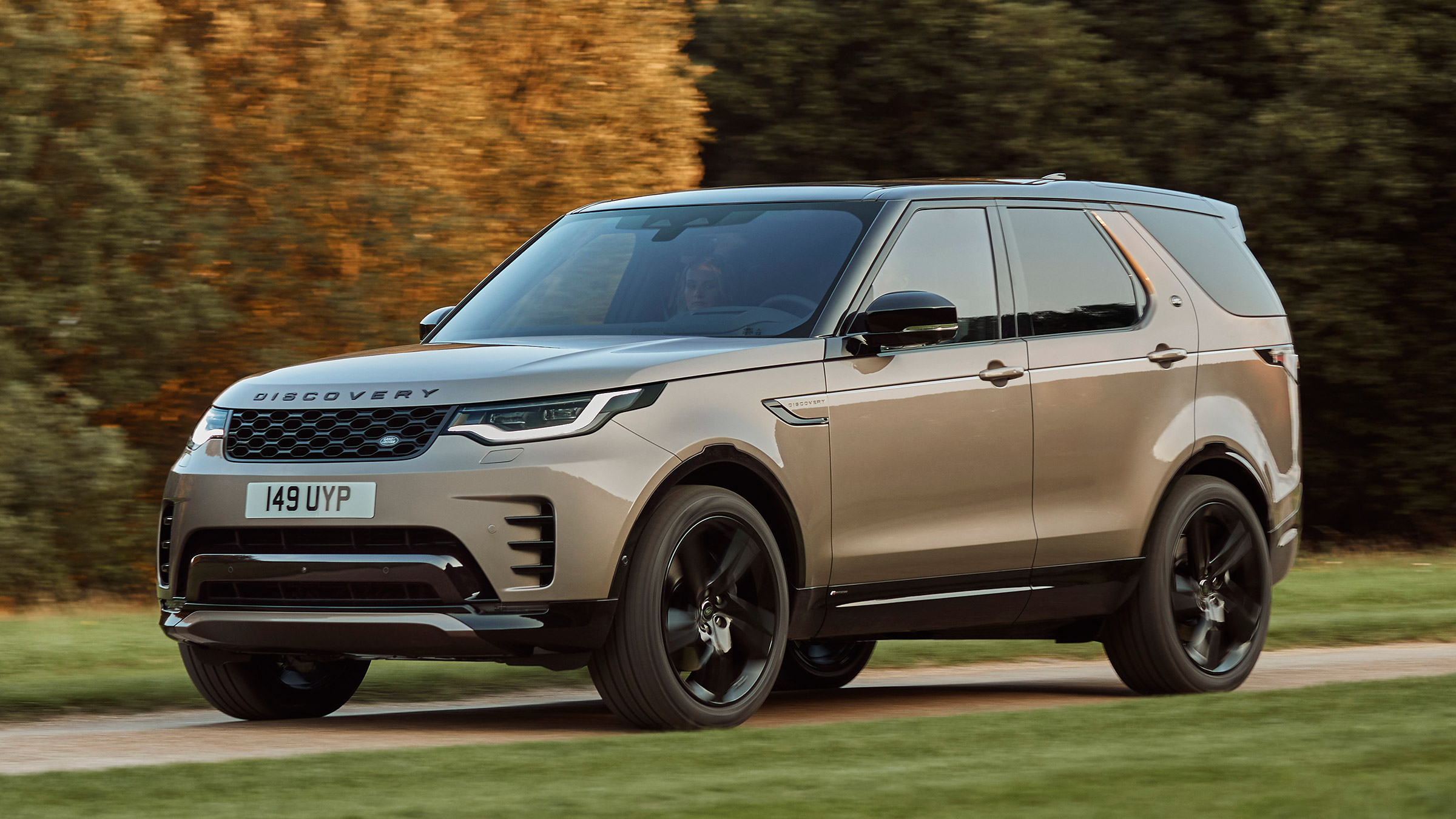 Land Rover Discovery - front