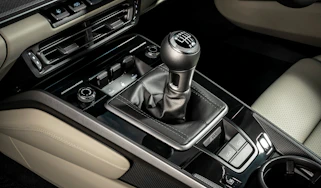 Porsche 911 Carrera S 7-Speed gear stick