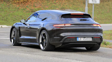 Porsche Taycan Cross Turismo