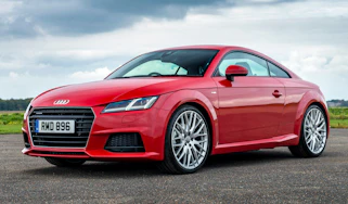 red audi tt