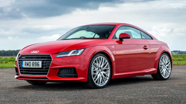 red audi tt