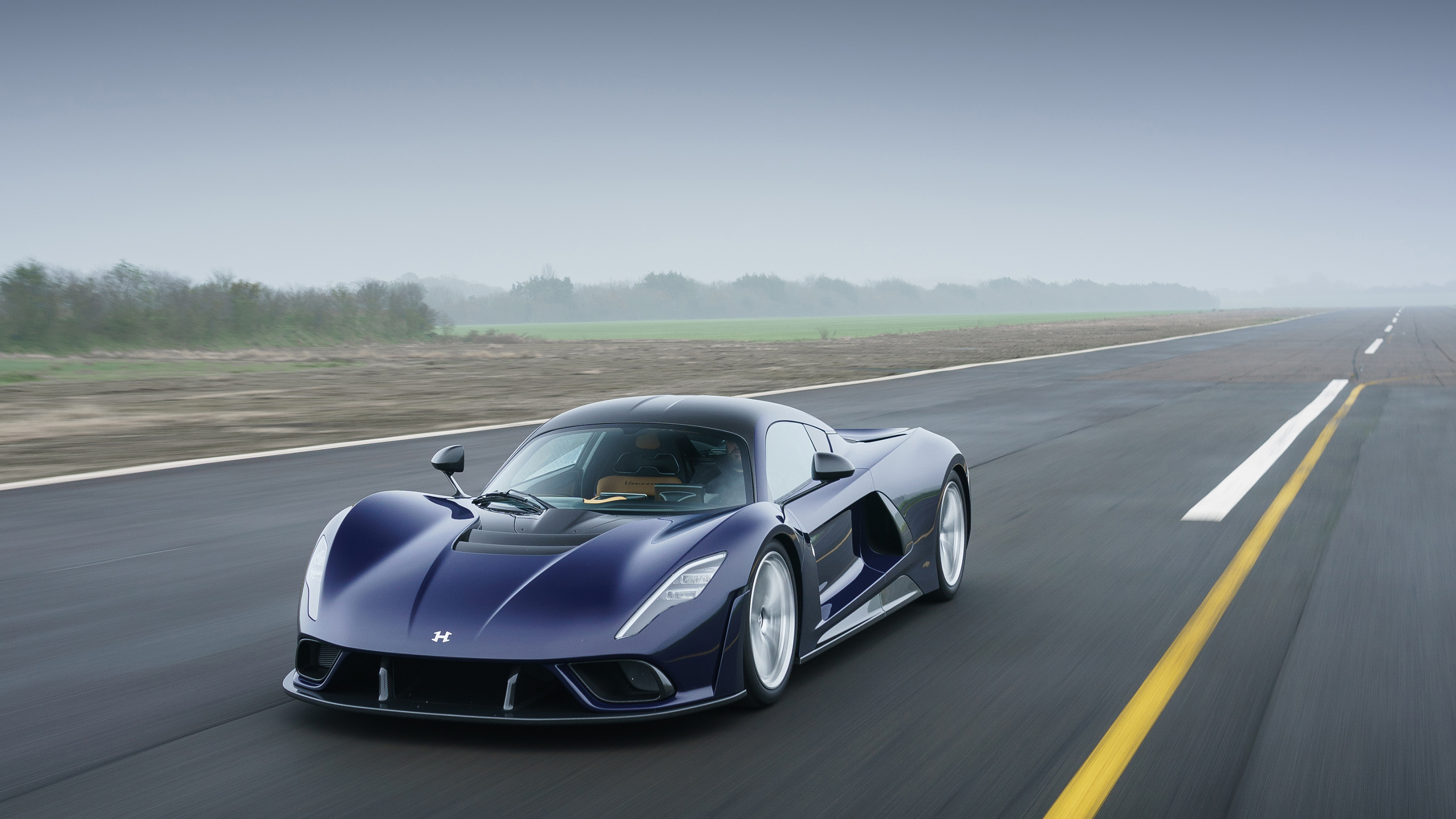 Hennessey Venom F5 - action