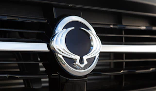 SsangYong badge