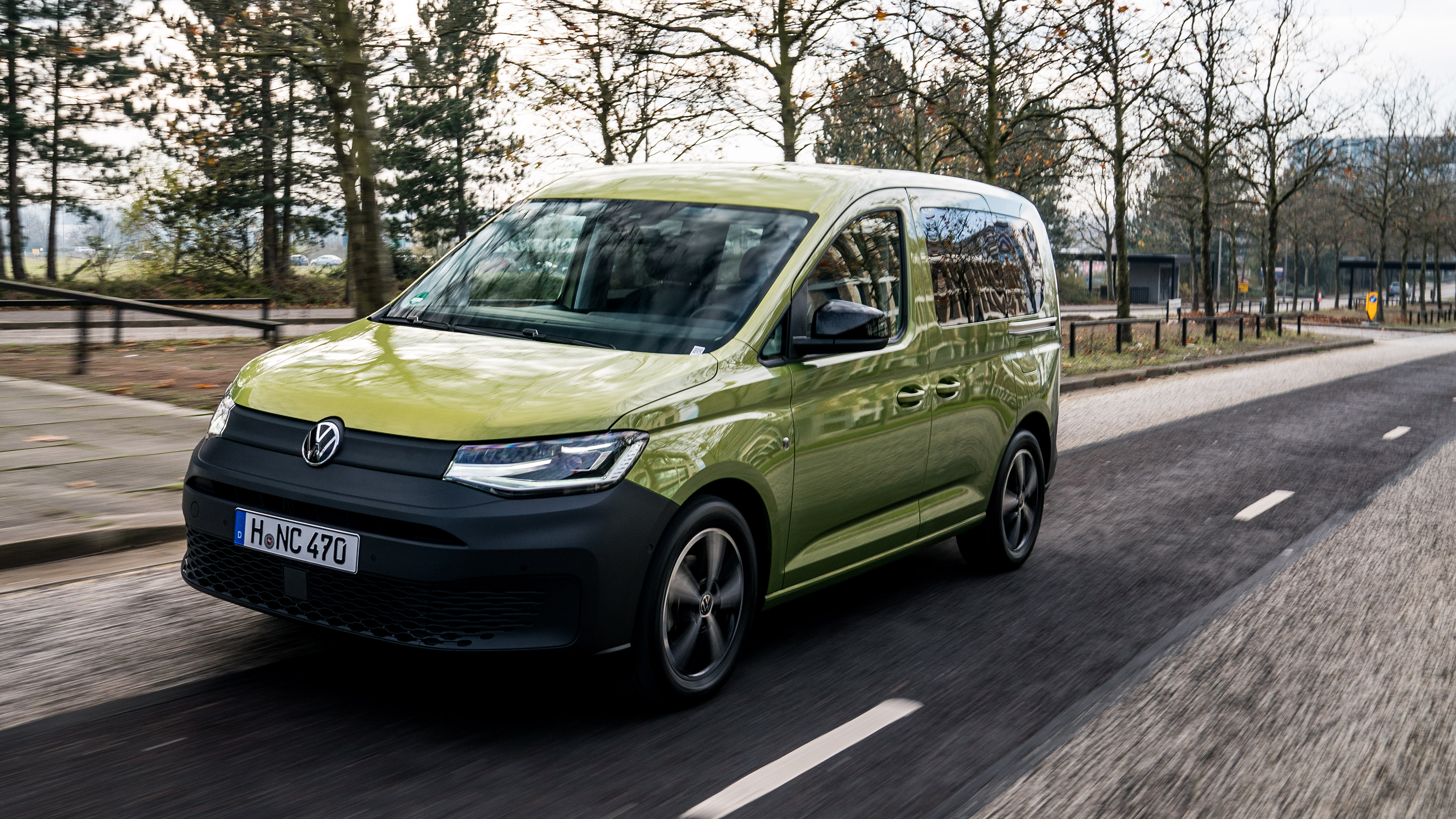 VW Caddy 2020 MPV - front