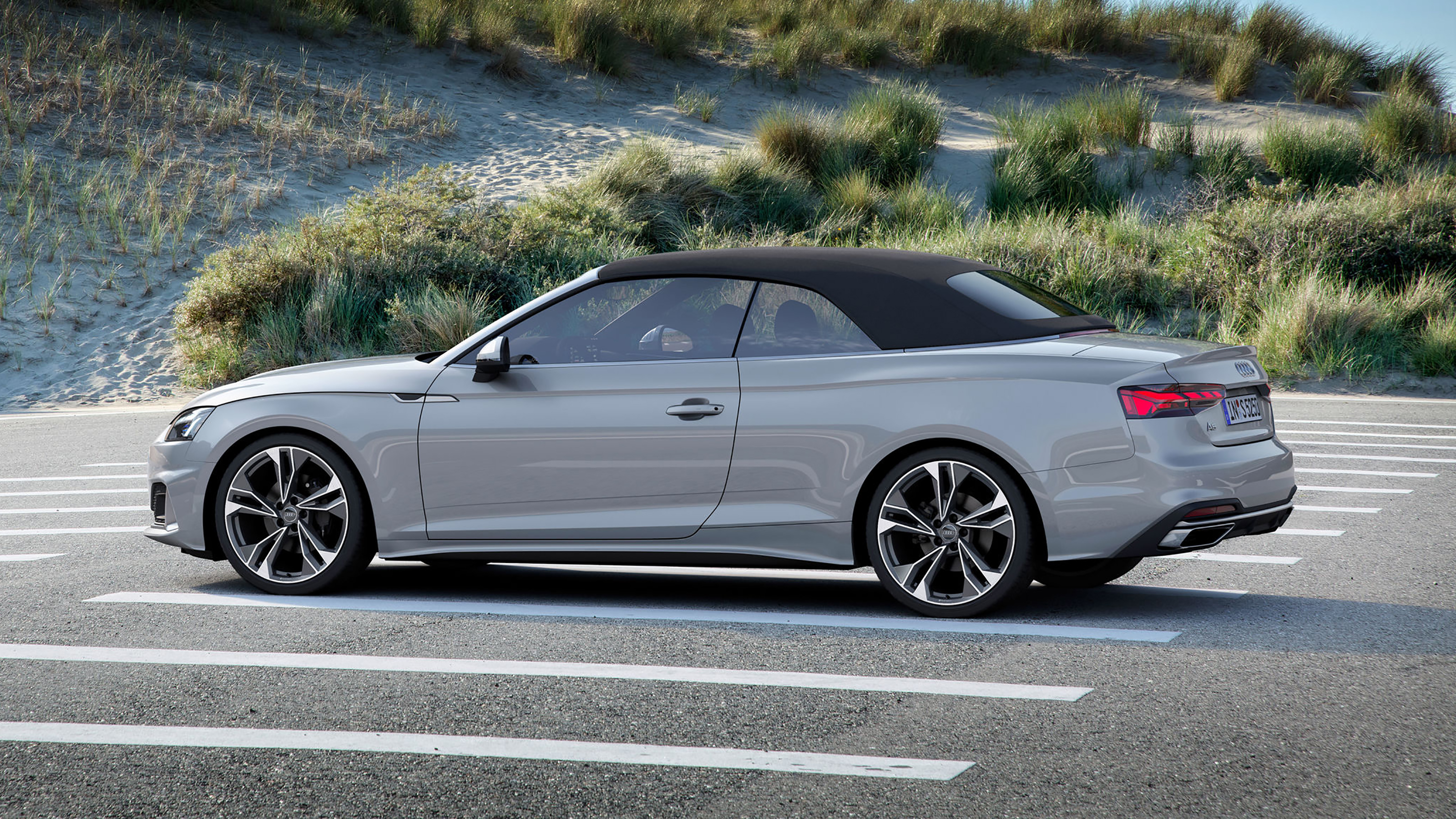 Audi A5 Cabriolet - roof