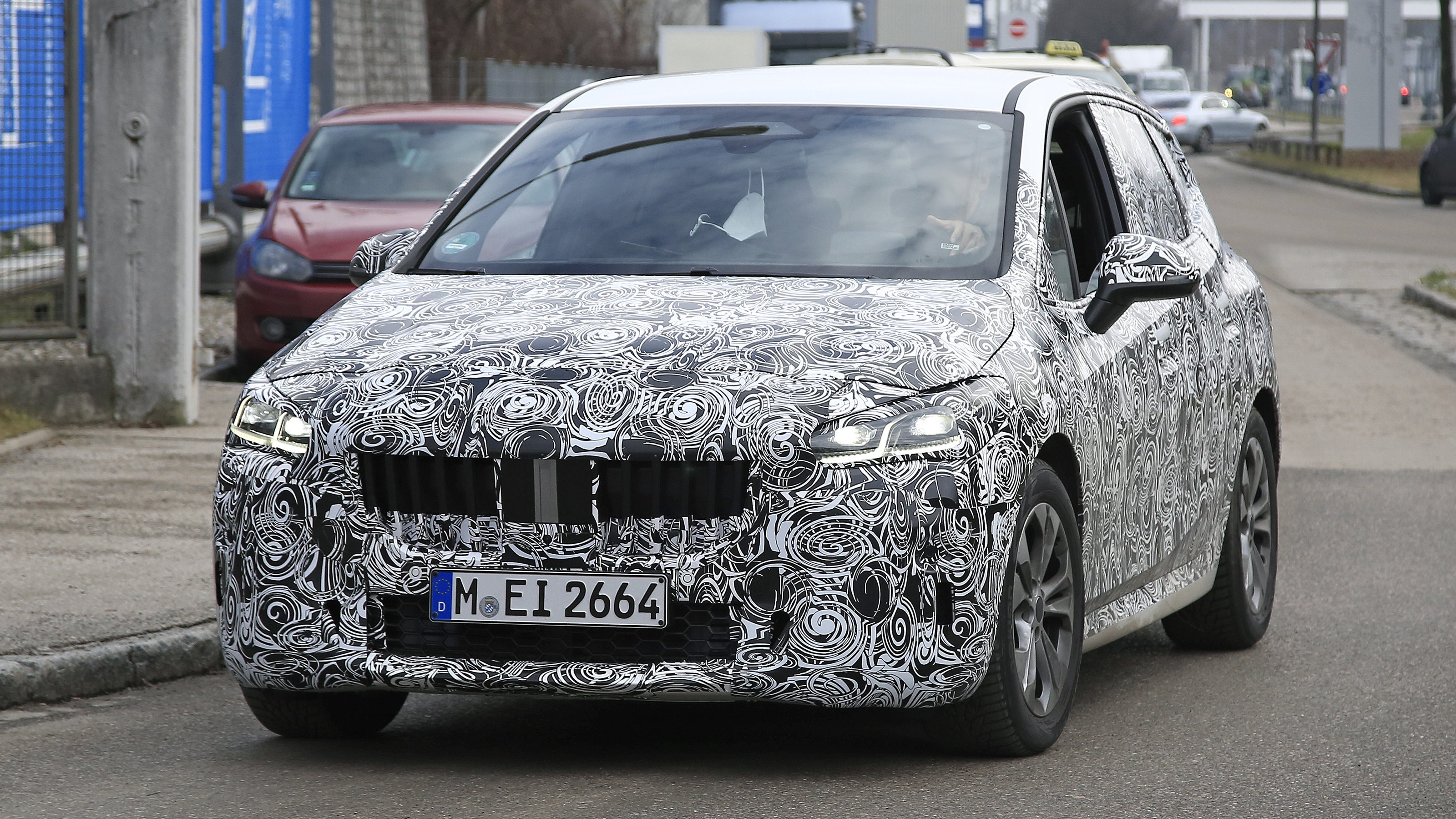 BMW 2 Series Tourer spy - front