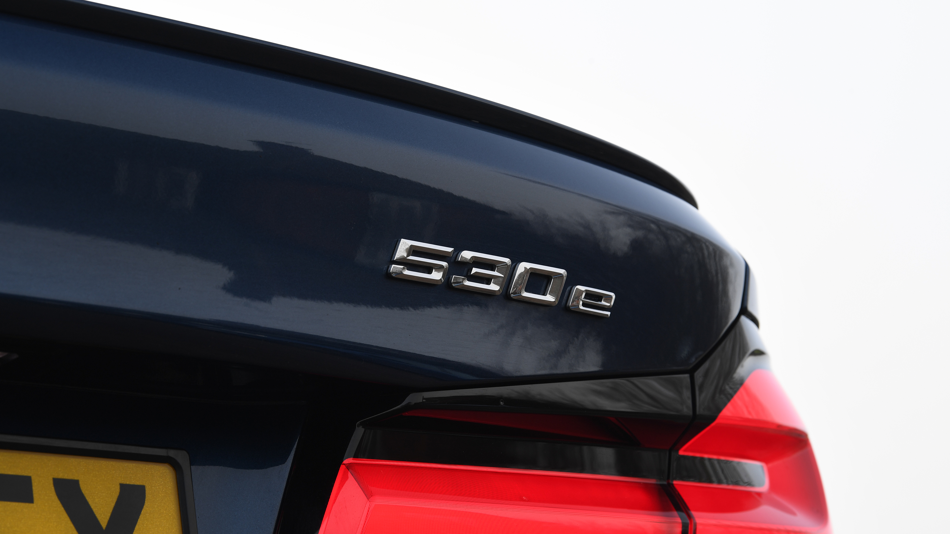 BMW 5 Series - badge