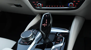 BMW 5 Series - gear lever