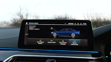 BMW 5 Series - dash