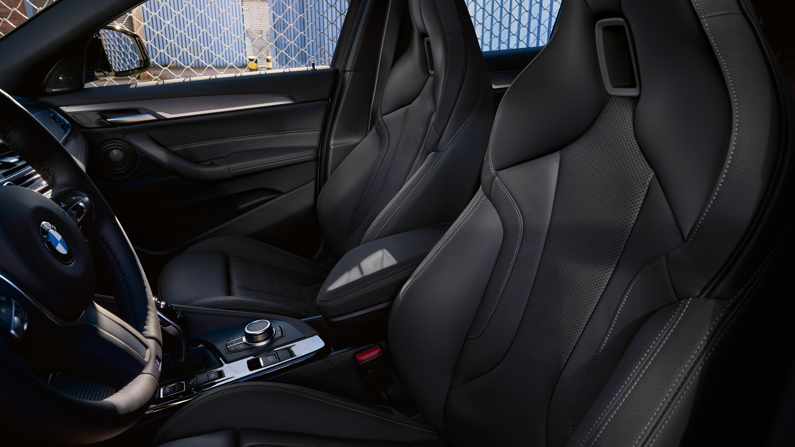 BMW X2 M Mesh Edition - cabin