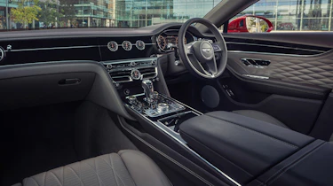 Bentley Flying Spur V8 - dash