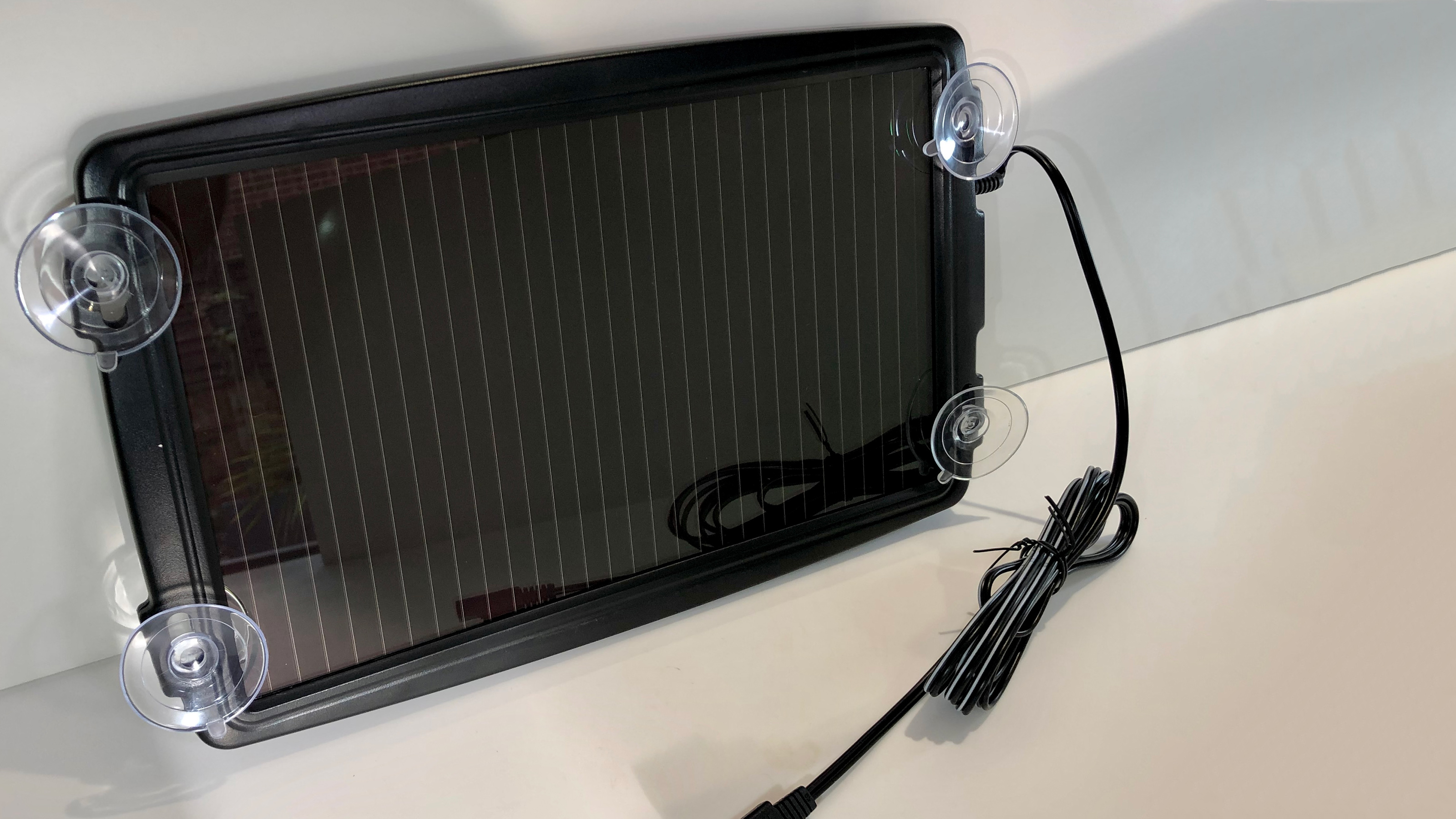 Halfords 2.4W  Solar Maintainer