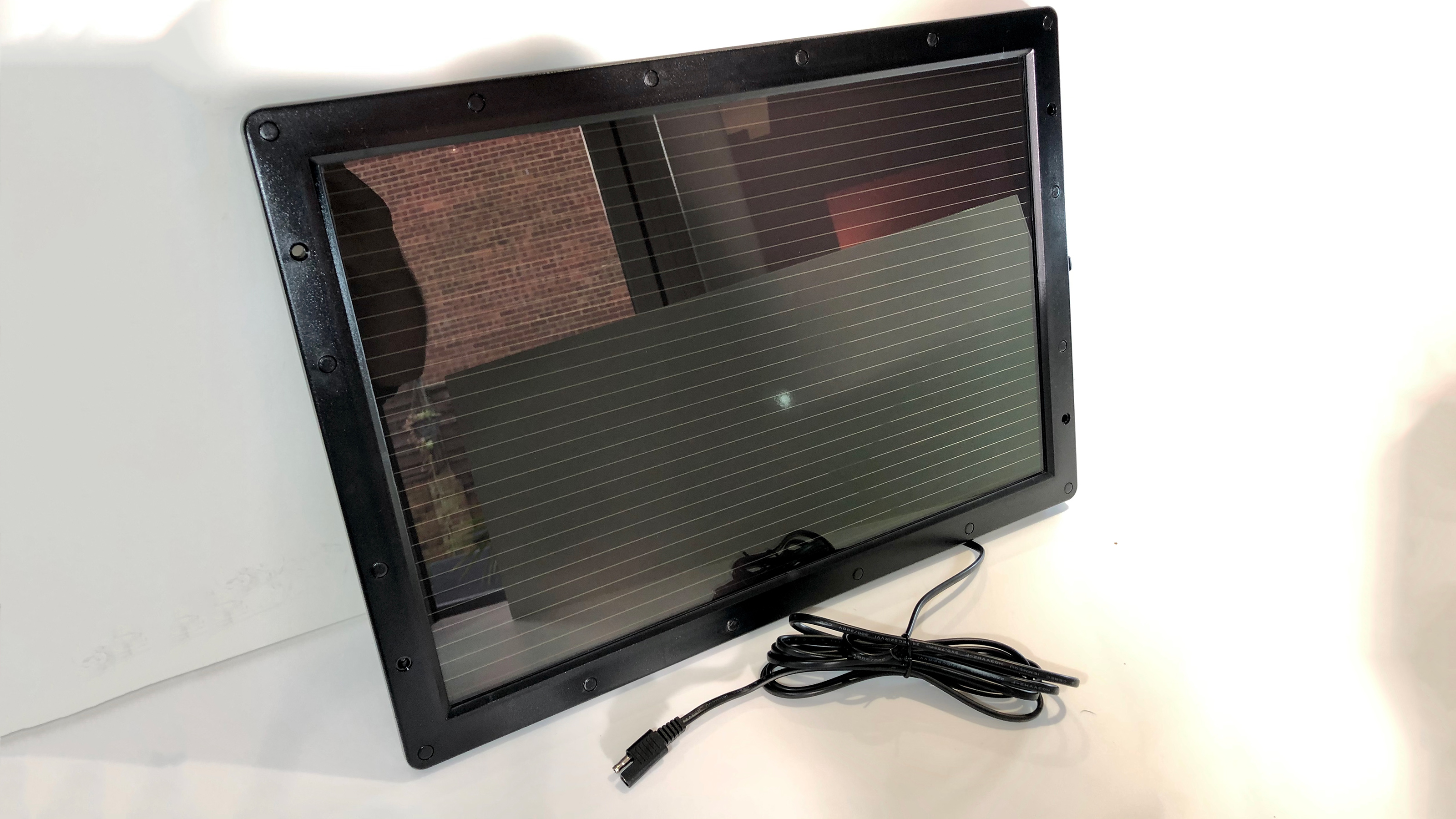 Halfords 6W  Solar Maintainer