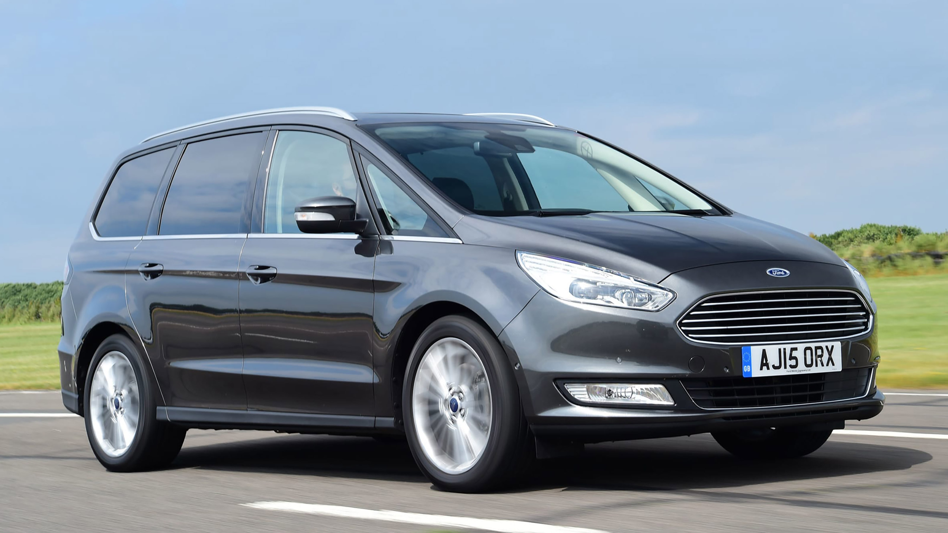 Ford Galaxy - front tracking