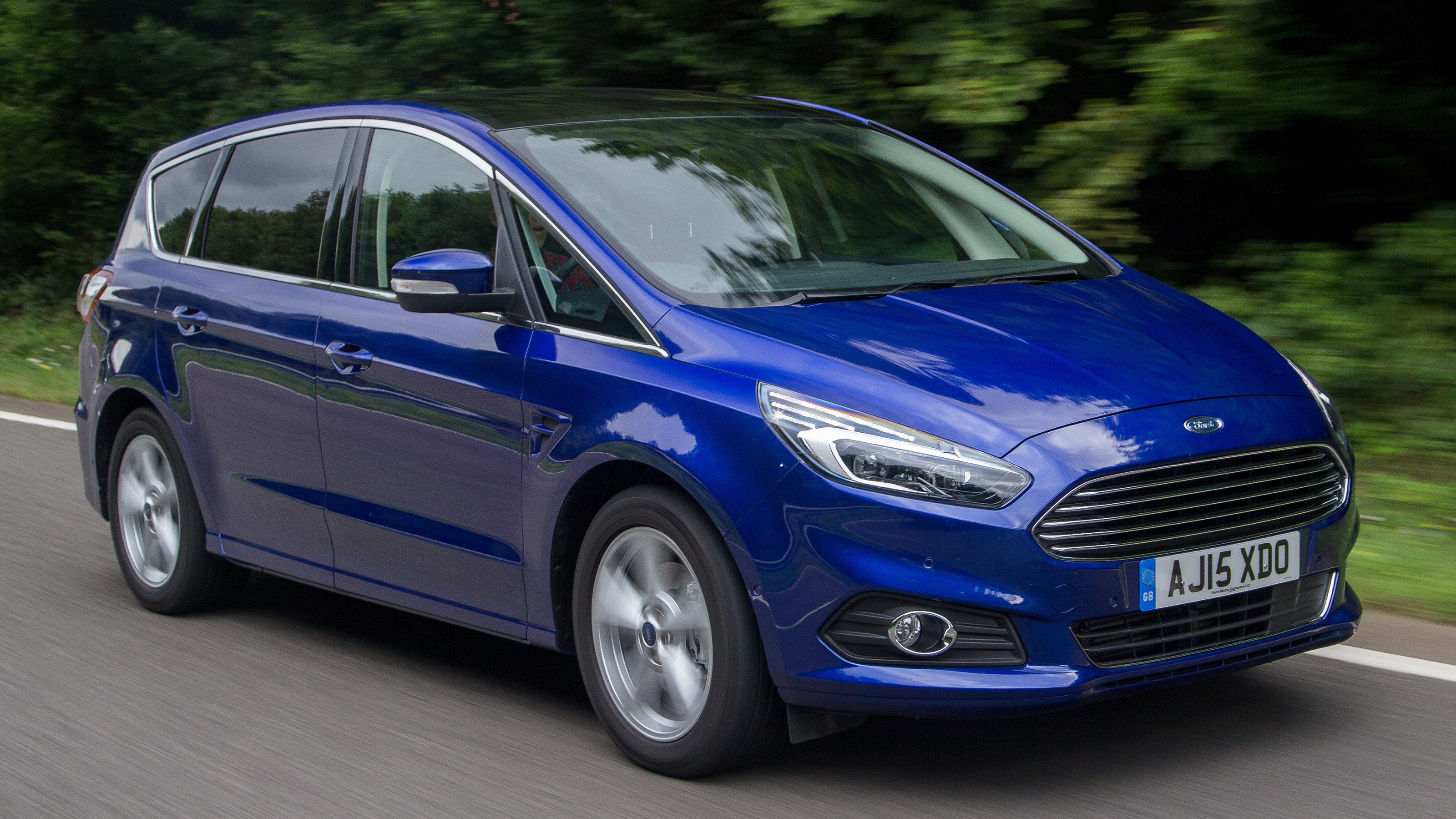 Ford S-MAX - front tracking