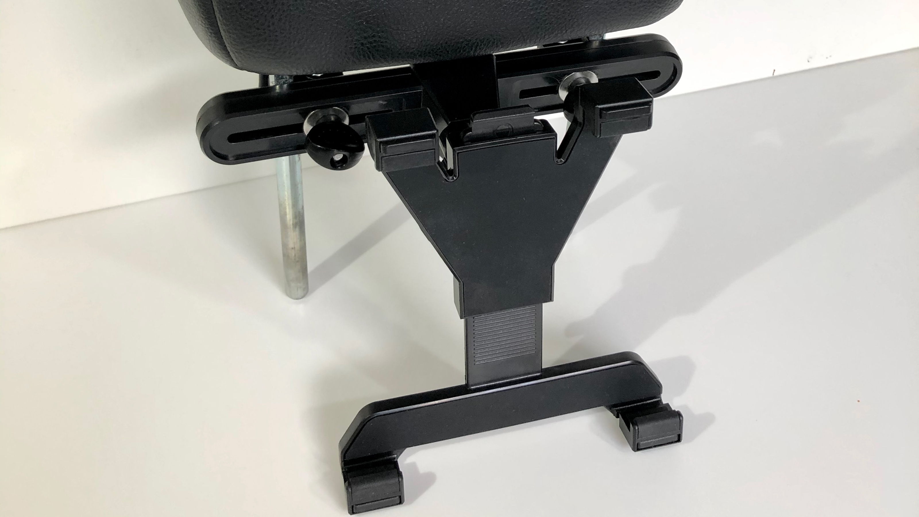 Best car headrest tablet holders - Halfords