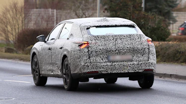Citroen C5 electric car spy shots