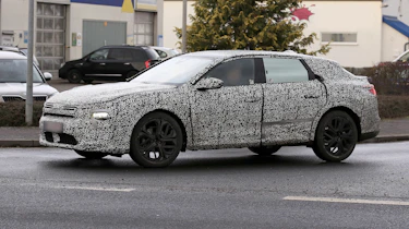 Citroen C5 electric car spy shots