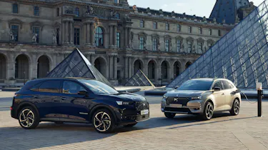 DS 7 Louvre - main