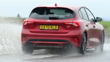 Ford Focus ST automatic - rear action