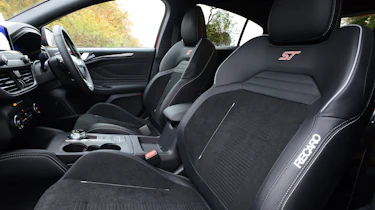 Ford Focus ST automatic - front seats