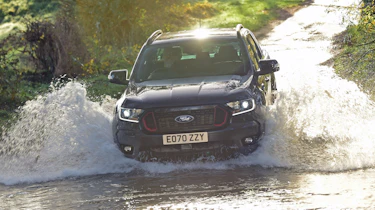Ford Ranger Thunder - off-road