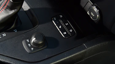 Ford Ranger Thunder - drive select