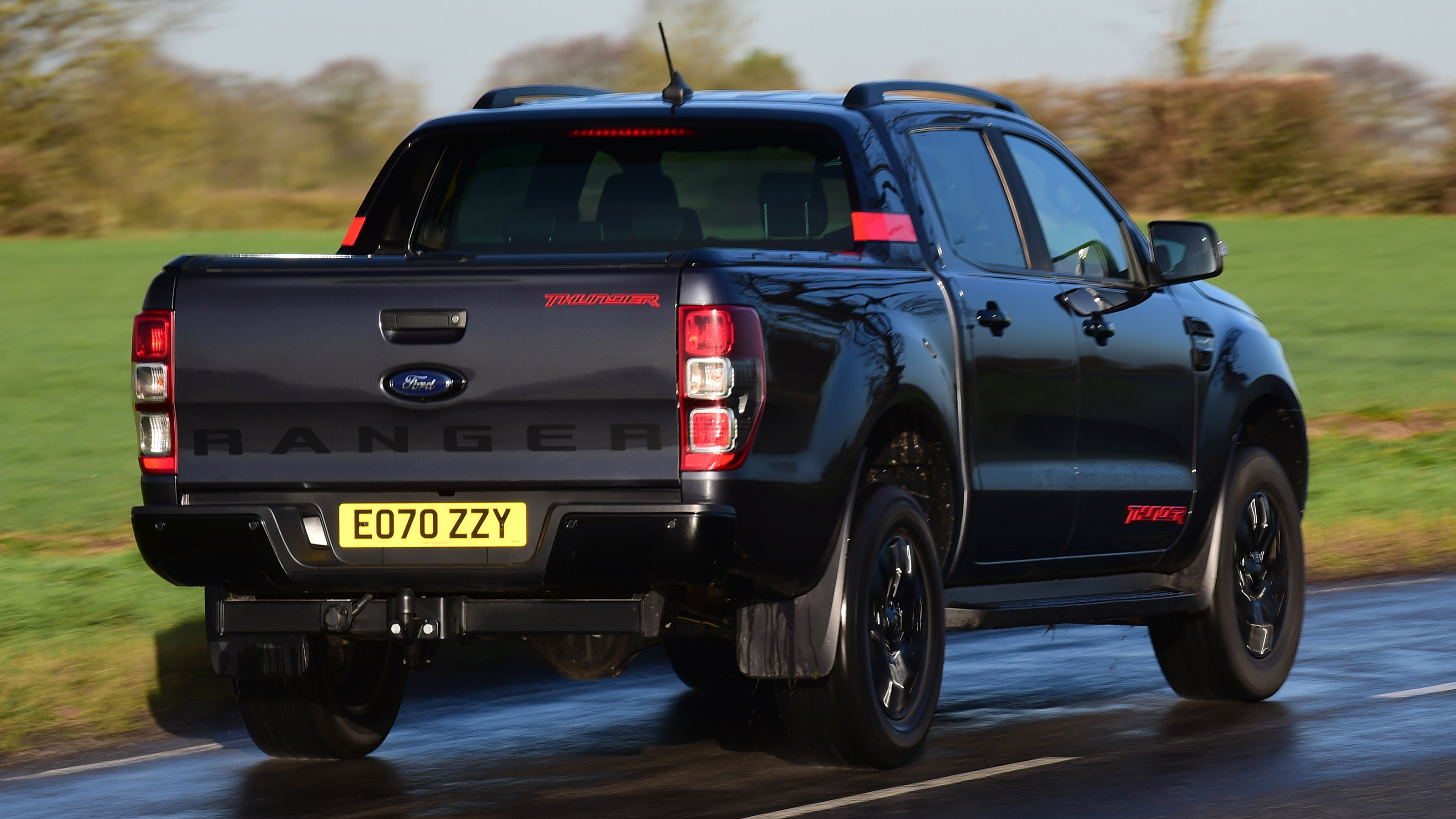 Ford Ranger Thunder - rear action