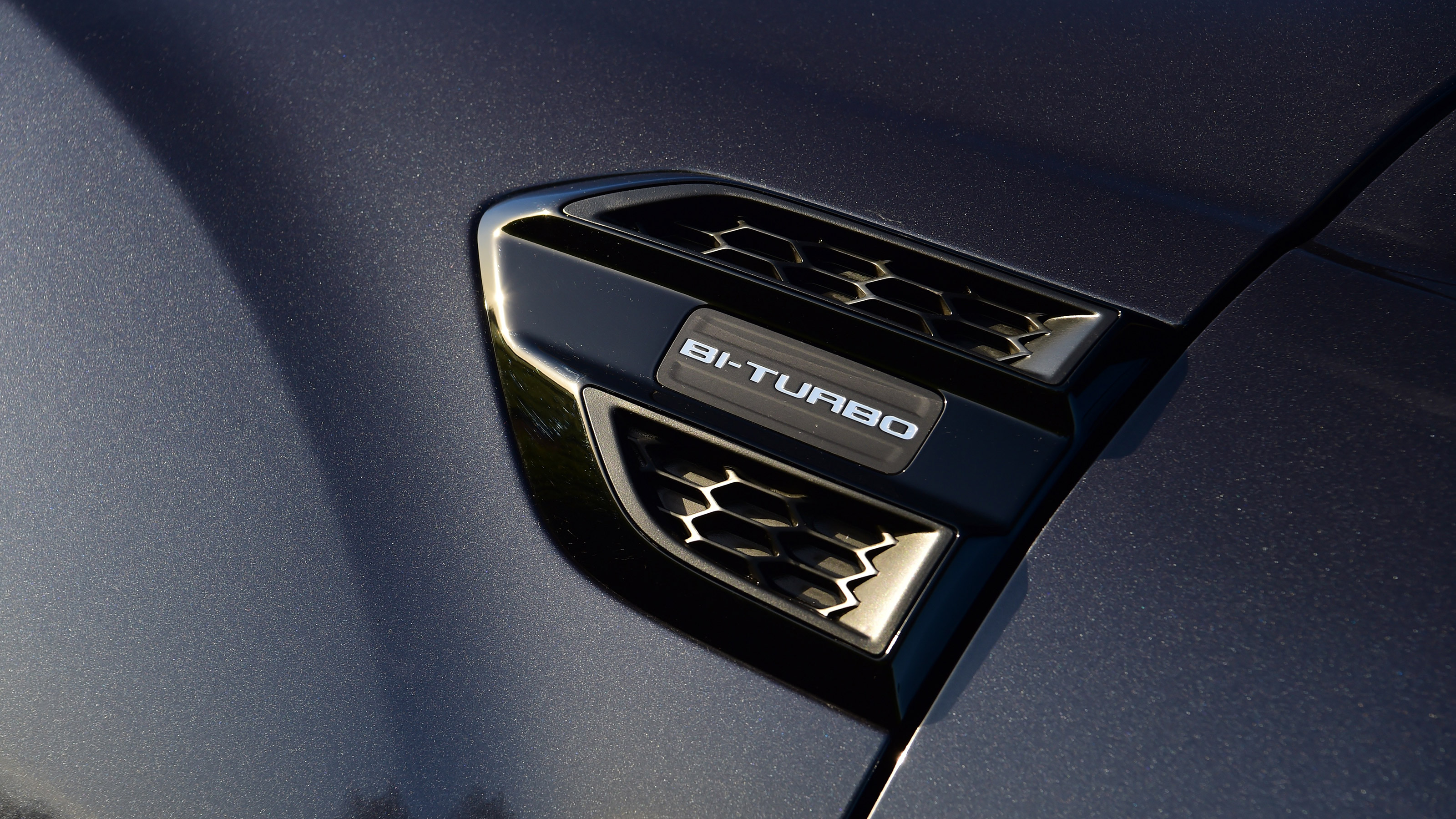 Ford Ranger Thunder - Thunder badge