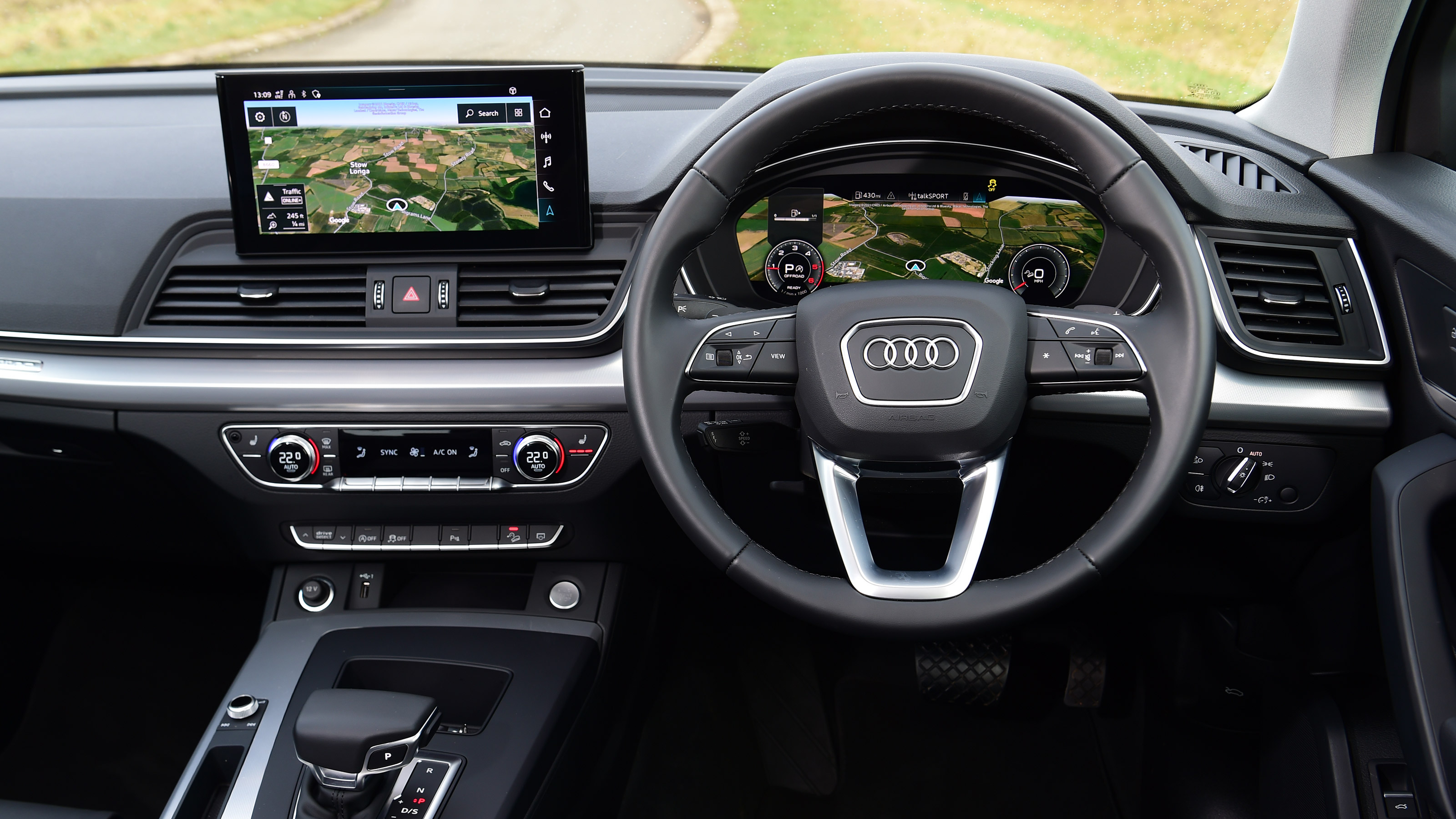 Audi Q5 40 TDI - dash
