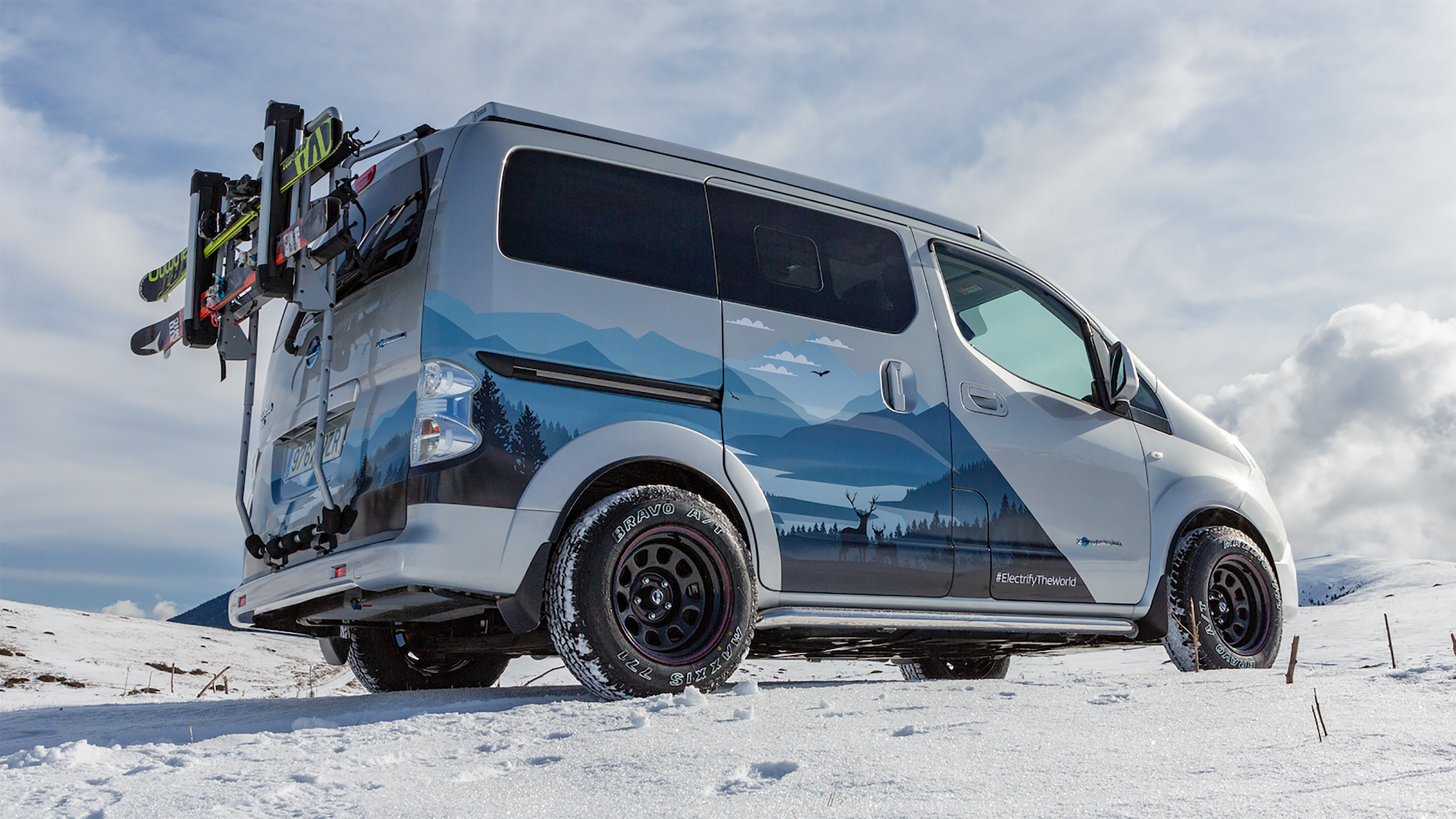Nissan e-NV200 Winter Camper concept - rear
