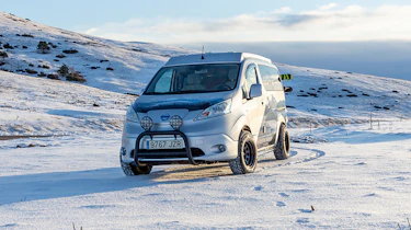 Nissan e-NV200 Winter Camper concept - front