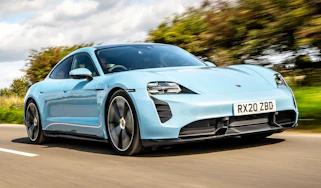Porsche Taycan 4S - front
