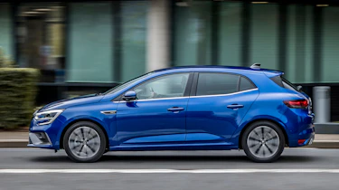 Renault Megane facelift - side