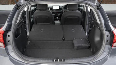 Kia Rio loadspace