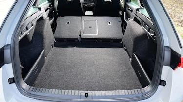 Skoda Octavia vRS diesel - boot seats down