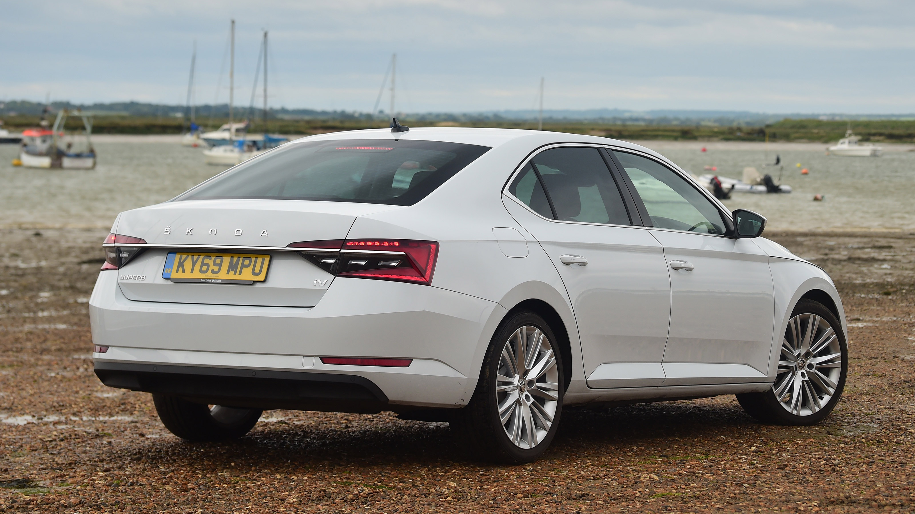 Skoda Superb iV long termer - second report rear static