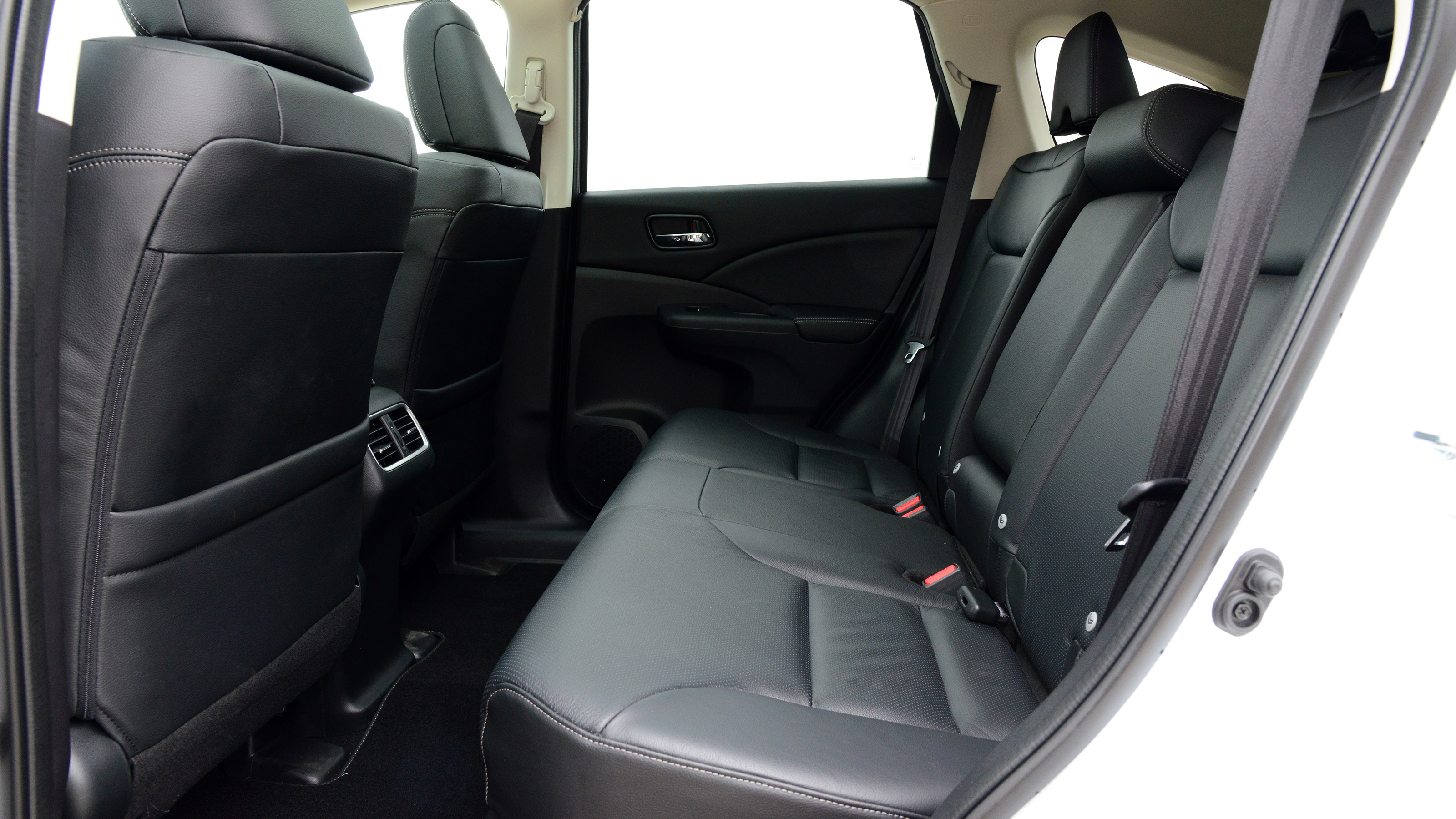 Used Honda CR-V Mk4 - rear seats