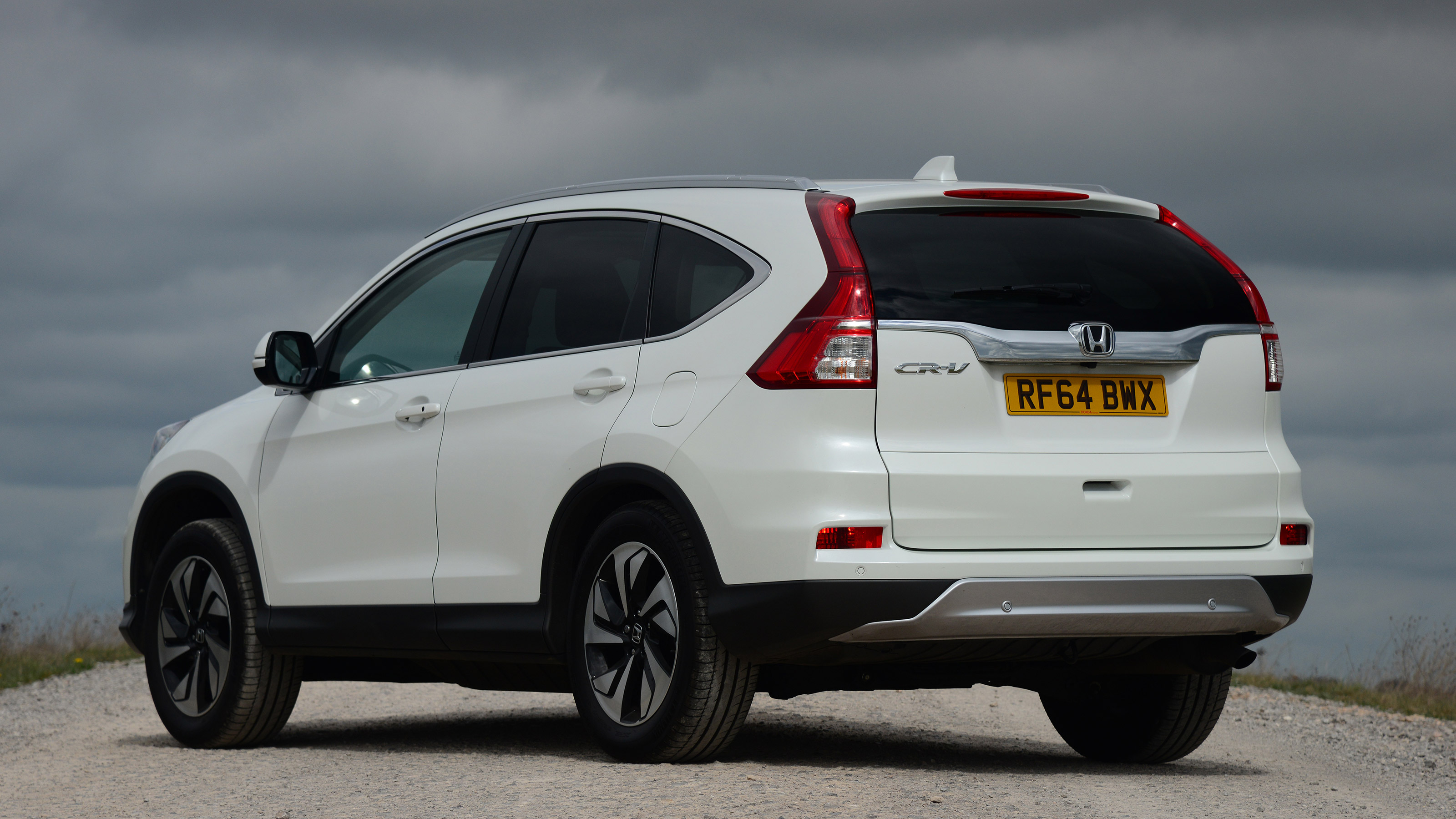 Used Honda CR-V Mk4 - rear static
