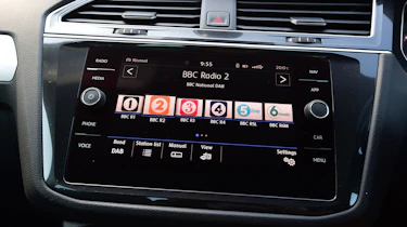 Used Volkswagen Tiguan - infotainment