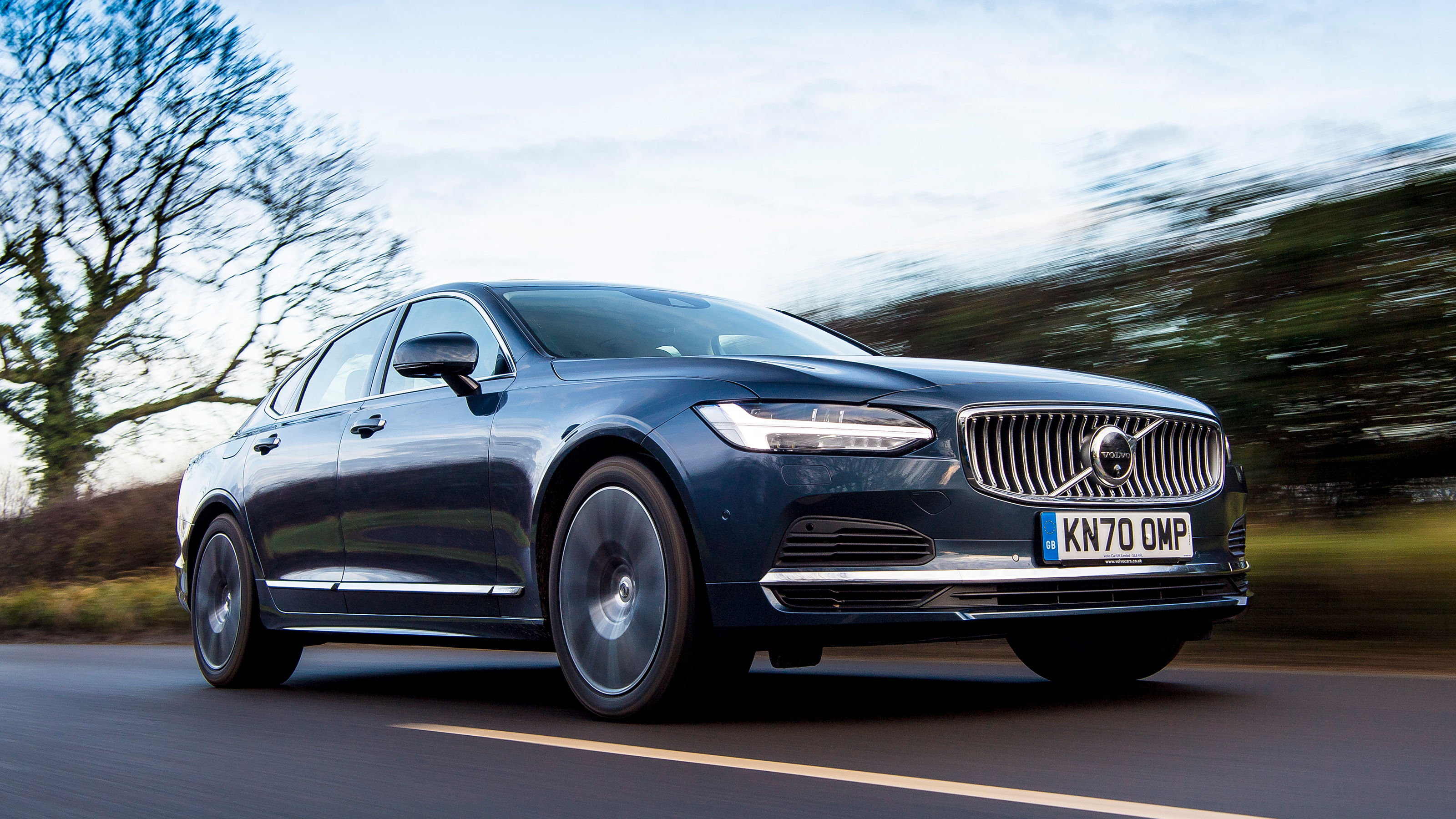 Volvo S90 - front