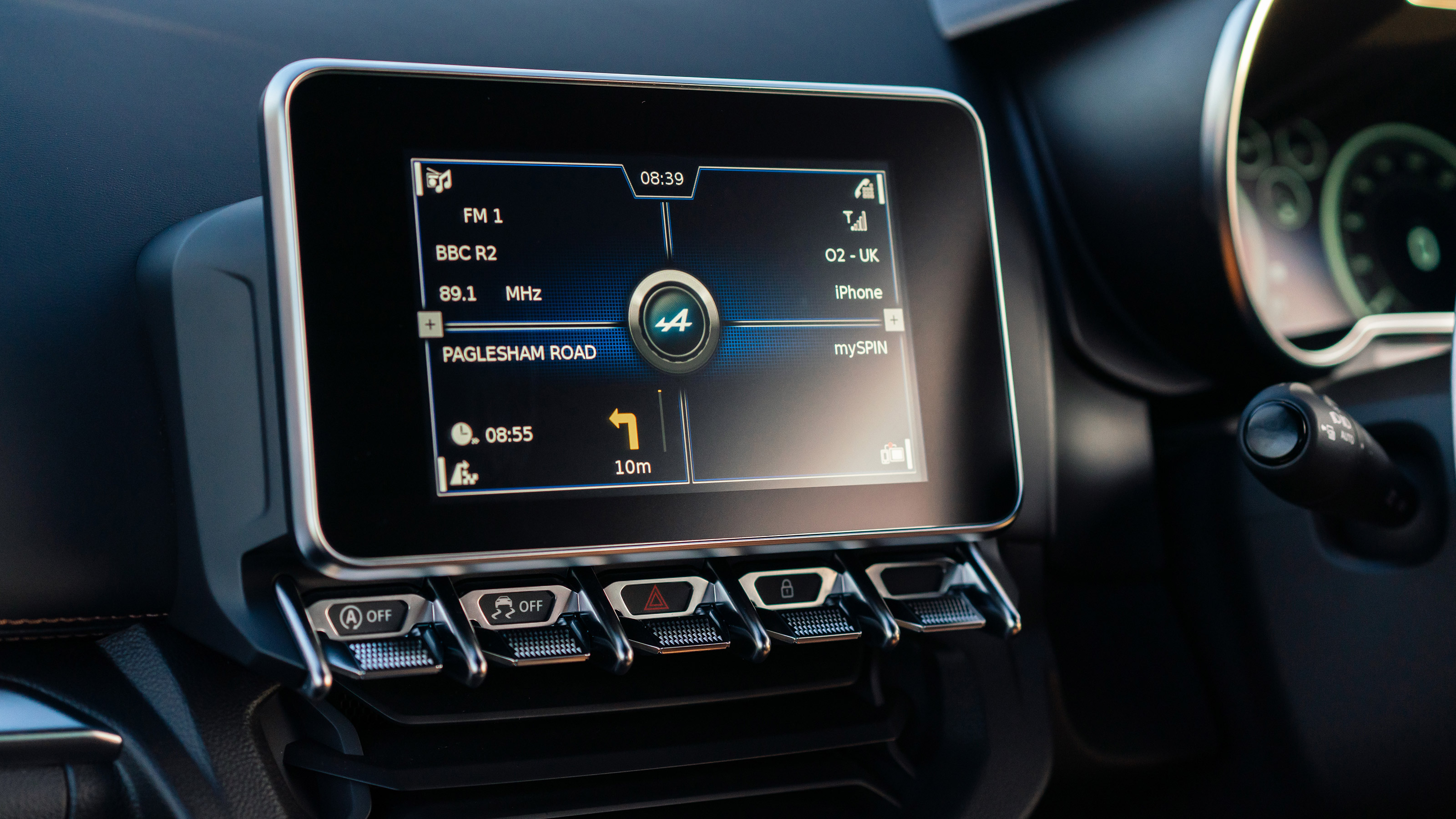 Alpine A110 Legende GT - infotainment
